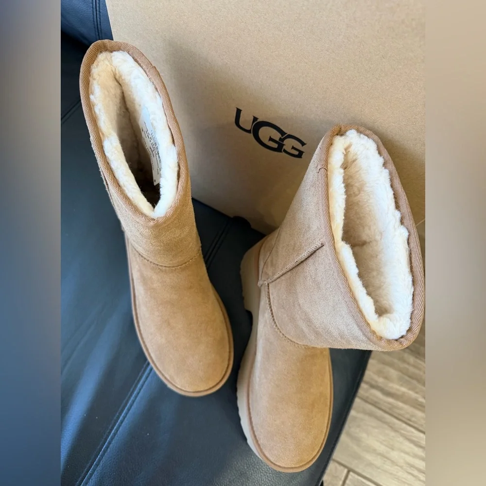 UGG Classic Short New Heights Women's Size 8 Chestnut Platform Boots NIB - Picture 3 of 6